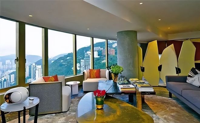 遇：美貌还在婚姻没了自称“无性无爱”ag旗舰厅注册62岁关之琳在韩国被偶(图2)