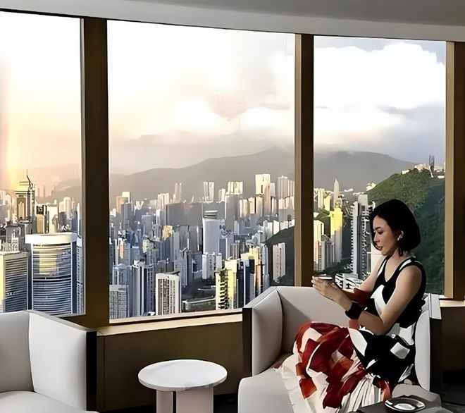 遇：美貌还在婚姻没了自称“无性无爱”ag旗舰厅注册62岁关之琳在韩国被偶(图5)